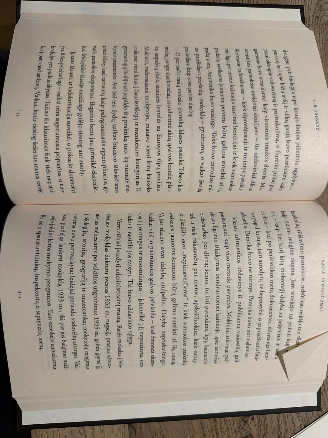 Customer photo review of Naciai ir okultizmas: slaptos ceremonijos, paslaptingi simboliai ir šešėlinė Trečiojo reicho istorija