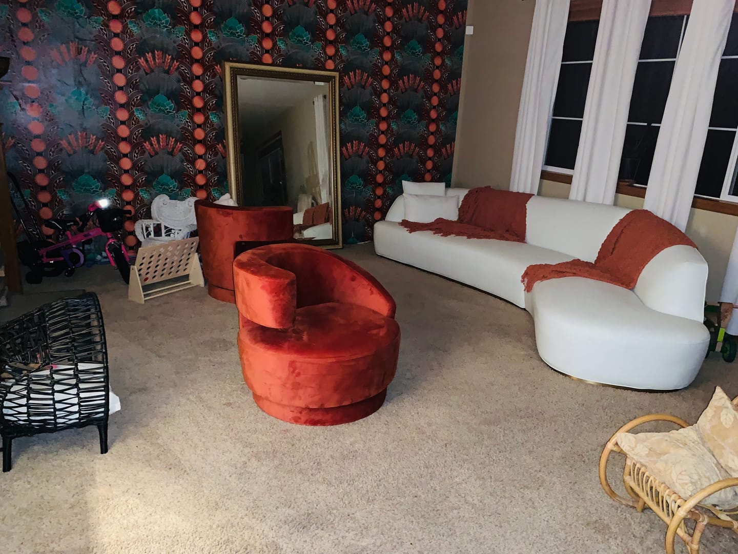 Customer photo review of Reya Form Curved Modular Sectional