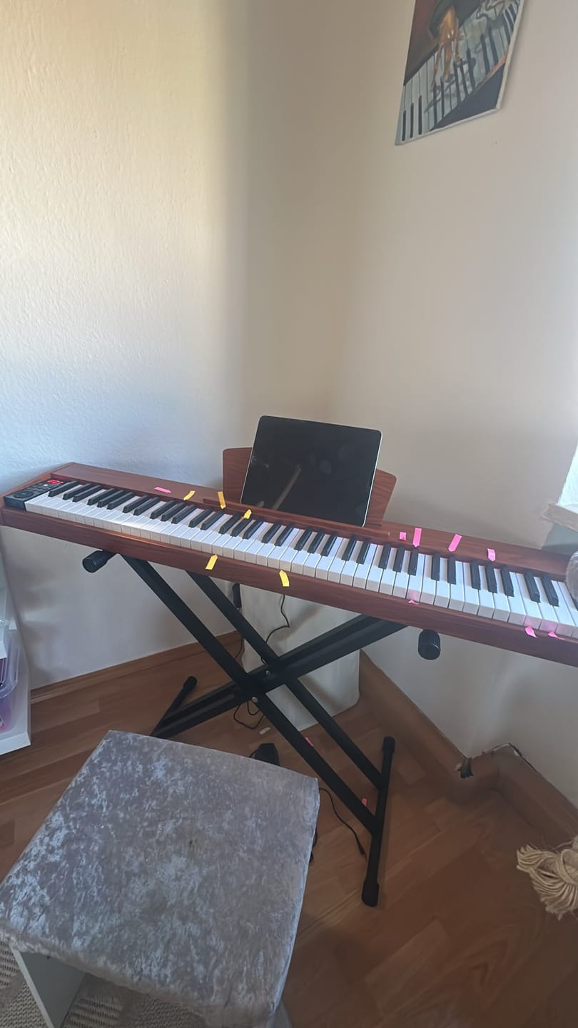 Customer photo review of Donner DEP-1S Tastatur im Holzstil Digitalpiano