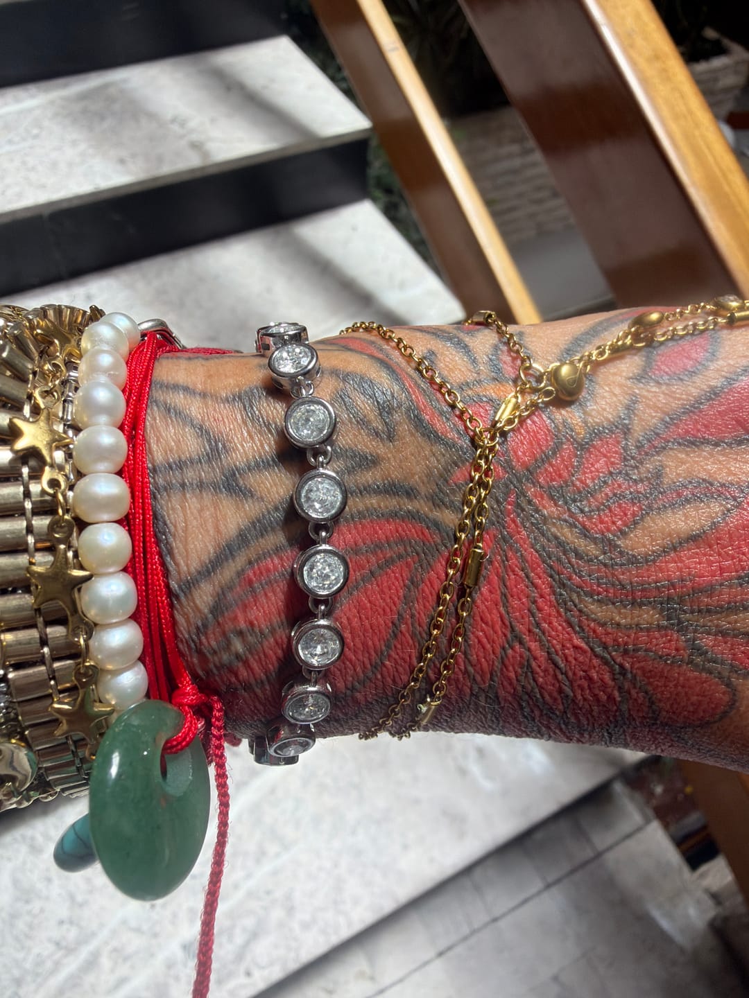 Customer photo review of Pulsera Barnett Plata + Zirconia