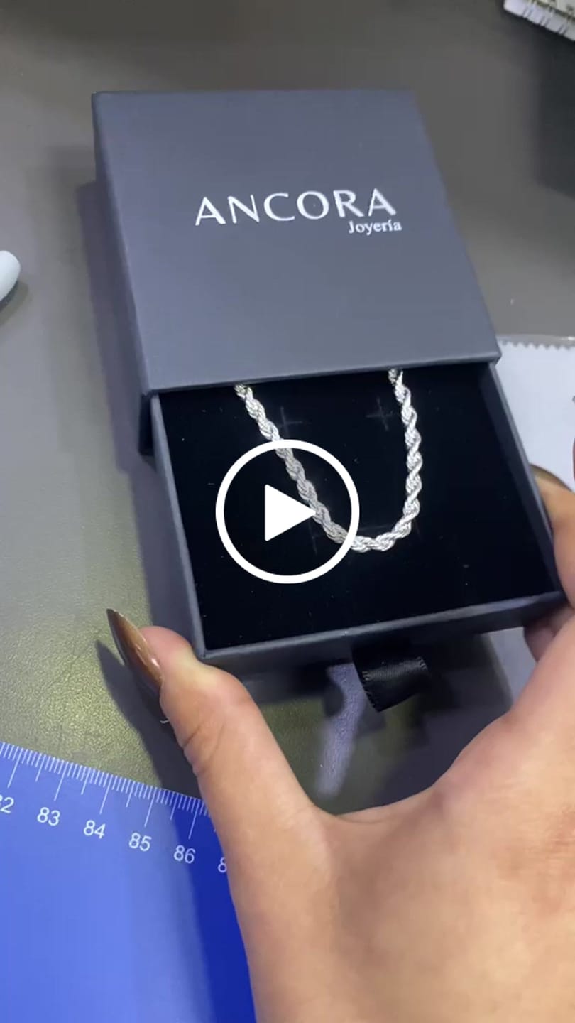 Customer video review of Cadena Tourbillón 4MM