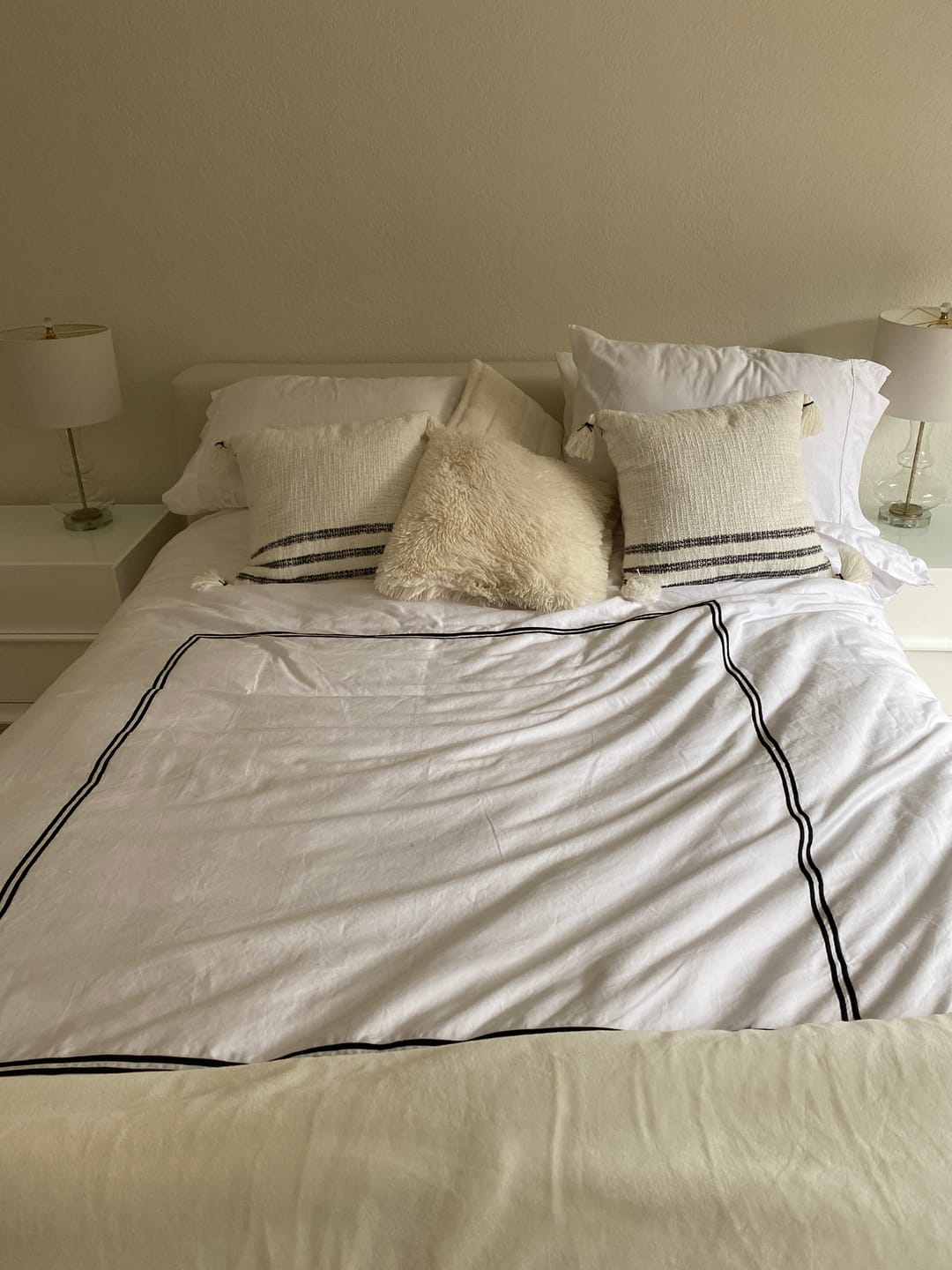 Customer photo review of Ophelia Form Bed