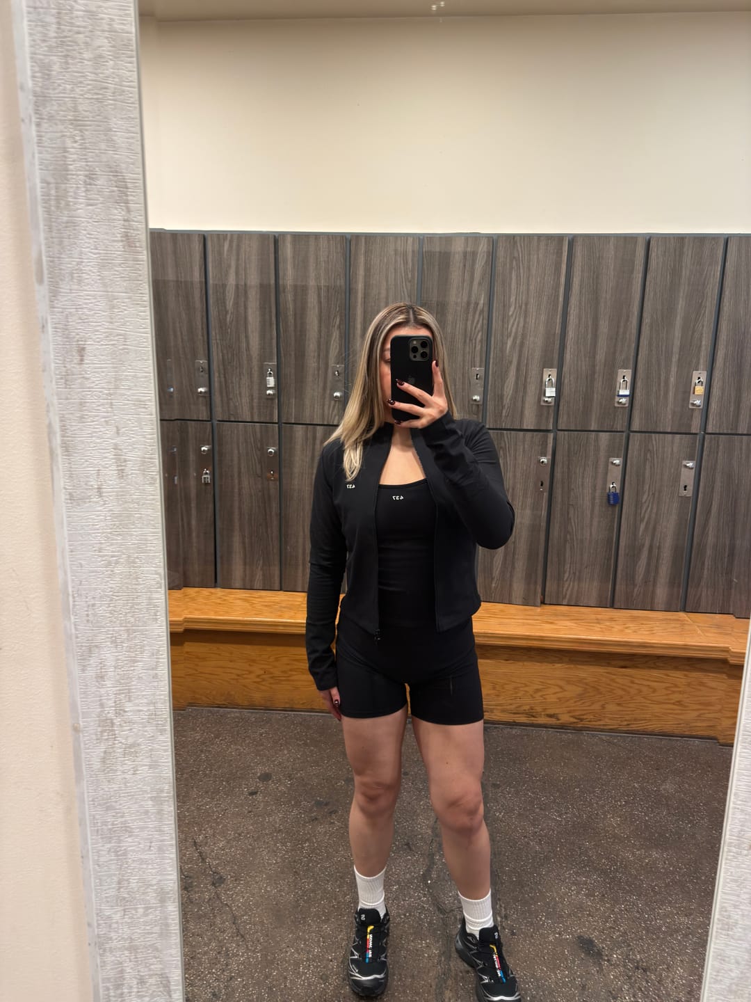 Customer photo review of The Essentials Short Black