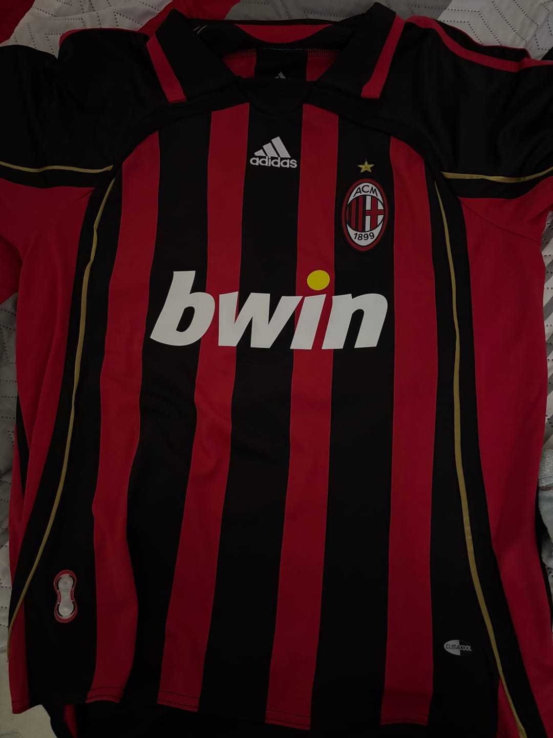 Customer photo review of Milan 06-07 Local manga corta