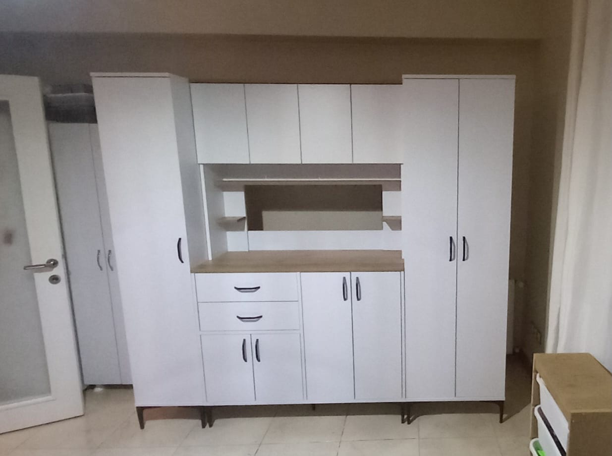 Customer photo review of Rani JE262 Çok Amaçlı Dolap 11 Kapaklı Çekmeceli Raflı Kiler Mutfak Dolabı Beyaz - Sepet Ceviz
