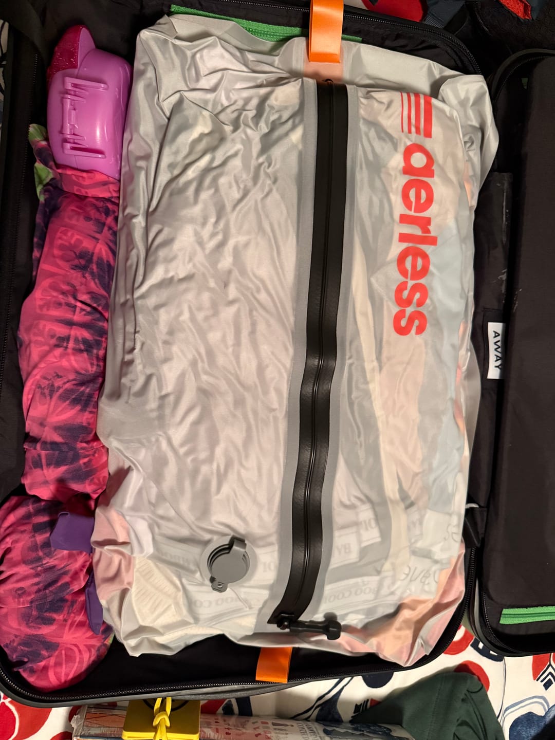 Customer photo review of 4 Vacuum Bag Kit + FREE Luggage Tag - Aerless Vacuum Kit
