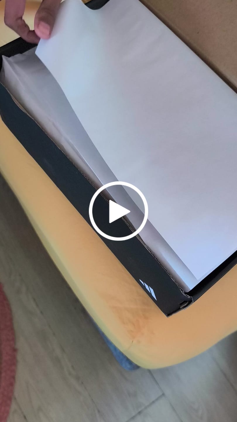 Customer video review of Adidas F50 Laceless Lamine Yamal 2 - Violet/Rose/Jaune Fluo