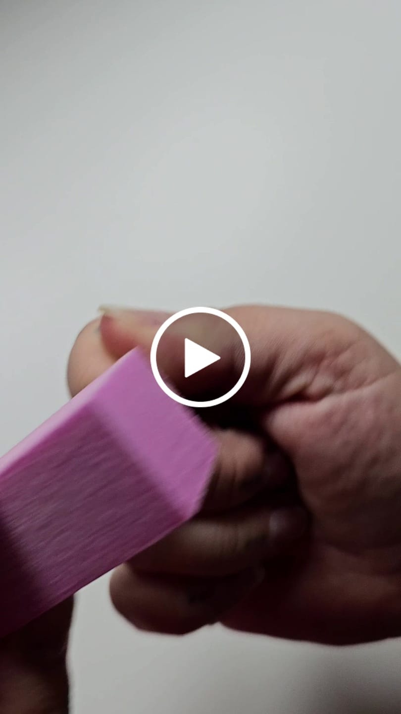 Customer video review of Glowdip Allt-i-ett Manikyrset