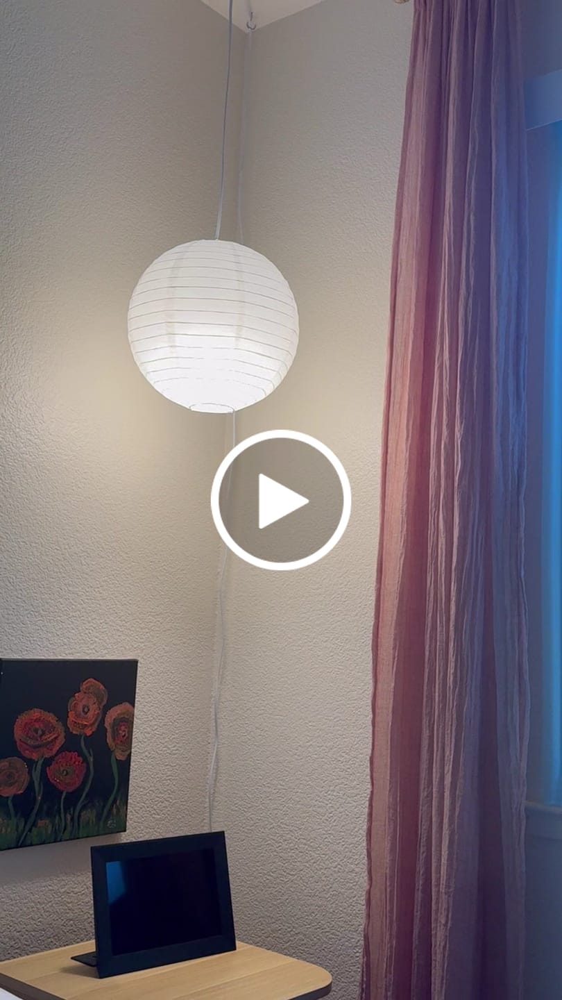 Customer video review of 12" White Round Paper Lantern, Even Ribbing, Chinese Hanging Wedding & Party Decoration