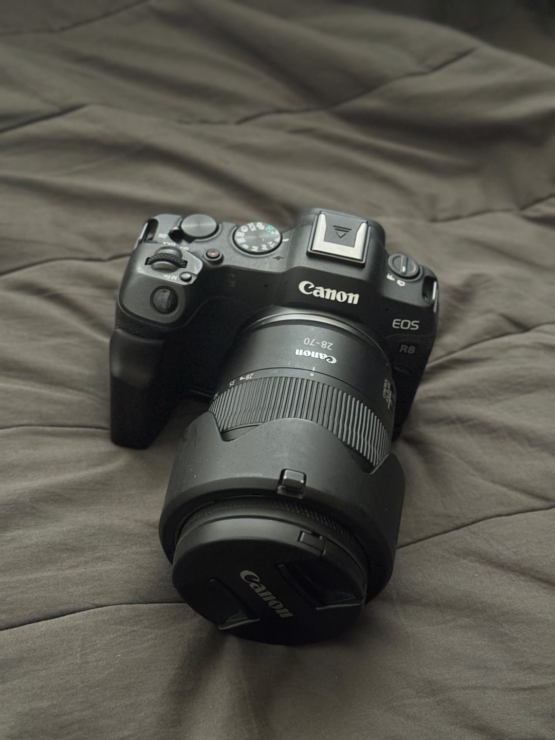 Customer photo review of Canon R8 Grip Wood EOS R8 Handgrip