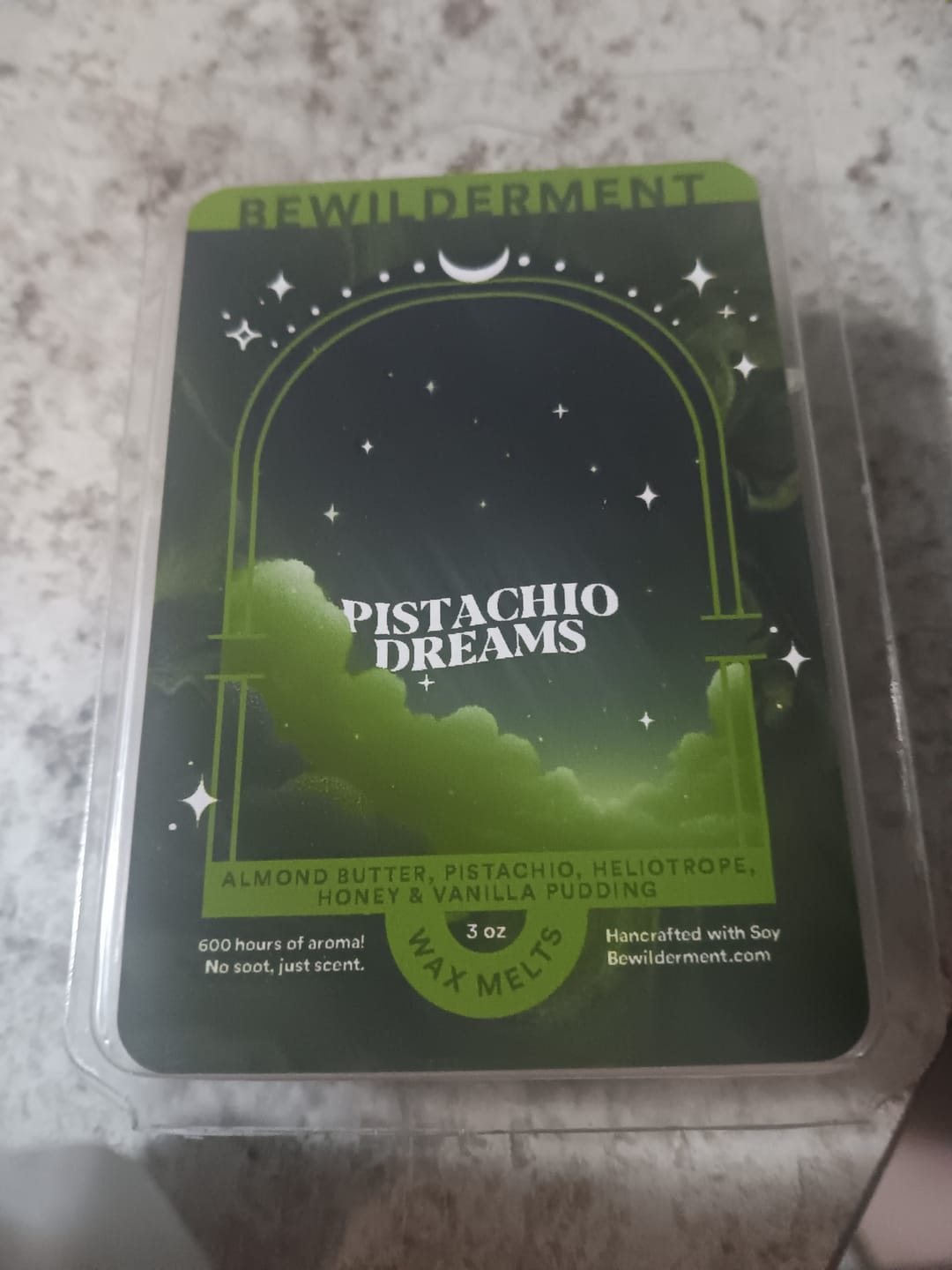 Customer photo review of Pistachio Dreams Wax Melts