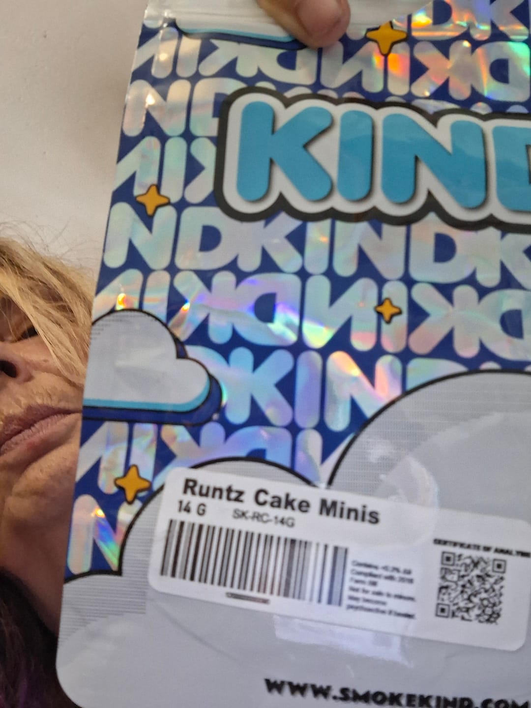 Customer photo review of KIND - Runtz Cake - Minis - 14 Grams - Hybrid