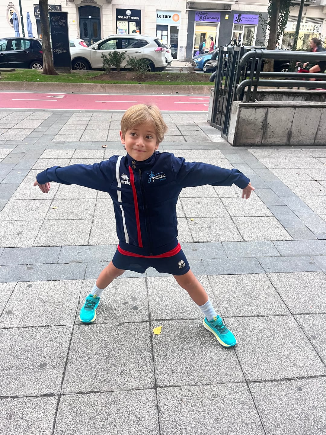 Customer photo review of Deep Lagoon Kids 🏃‍♀️