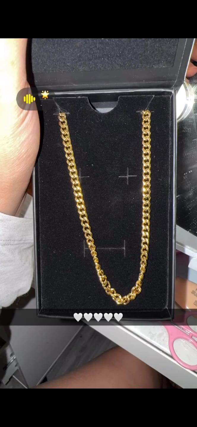 Customer photo review of Miami Cuban Link Chain - 5mm