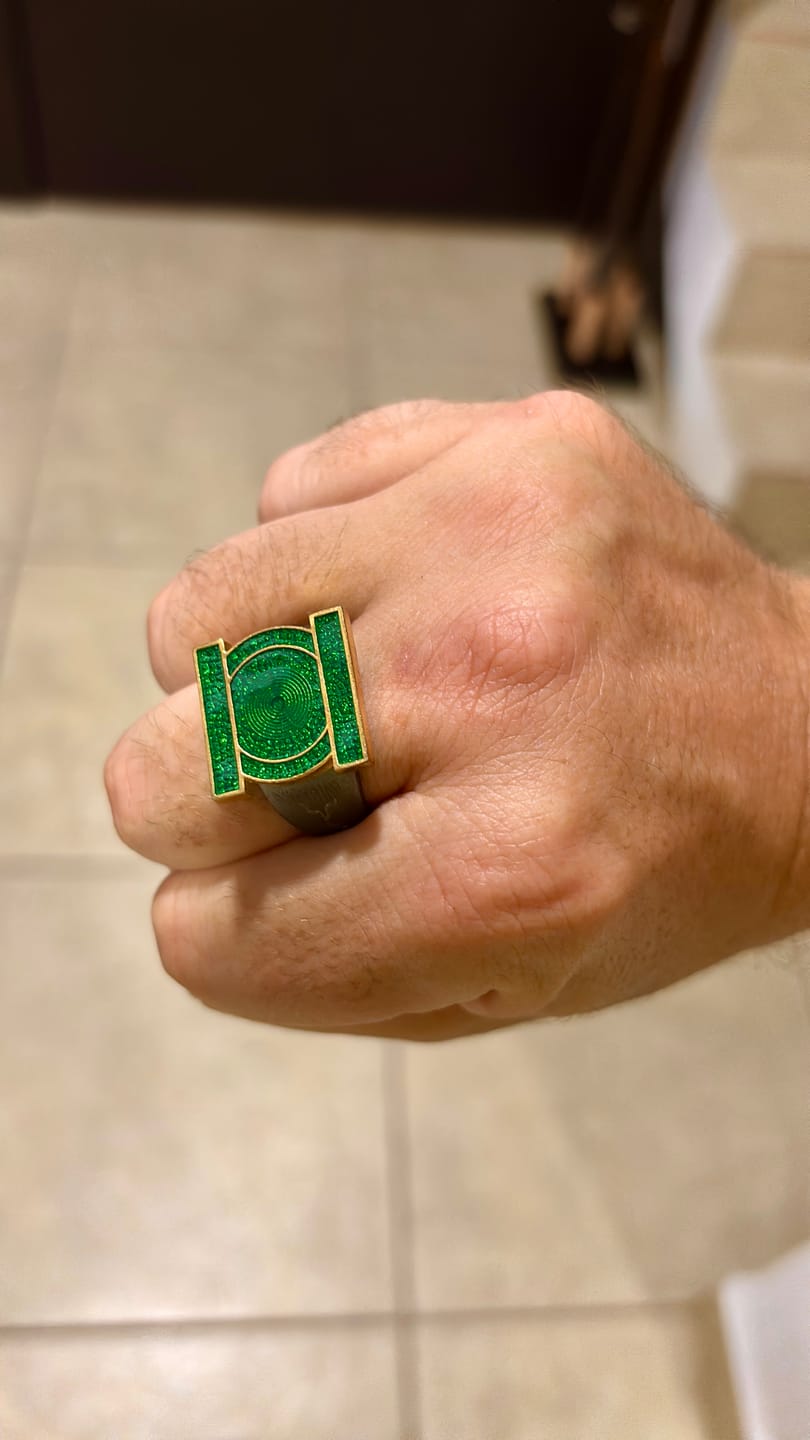 Customer photo review of Hal Jordan Green Lantern Ring From Lanterns (2026 TV series)(Made Of Aluminum alloy.)
