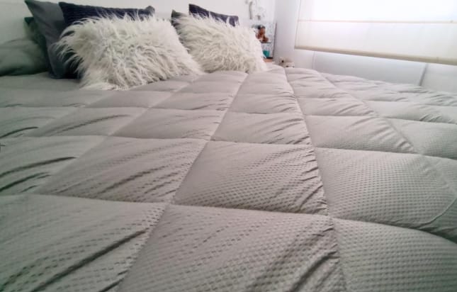 Customer photo review of Edredón 2 en 1 – que elimina neccesidad de sábanas