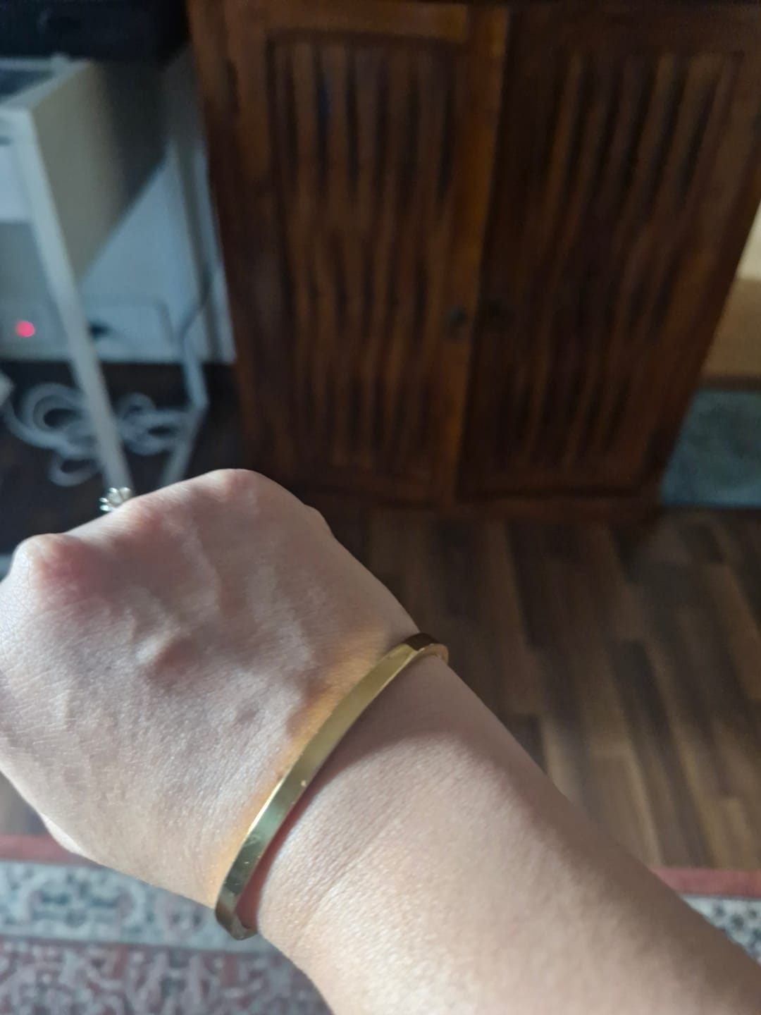 Customer photo review of Plain Stackable Bangle Bracelet |4MM