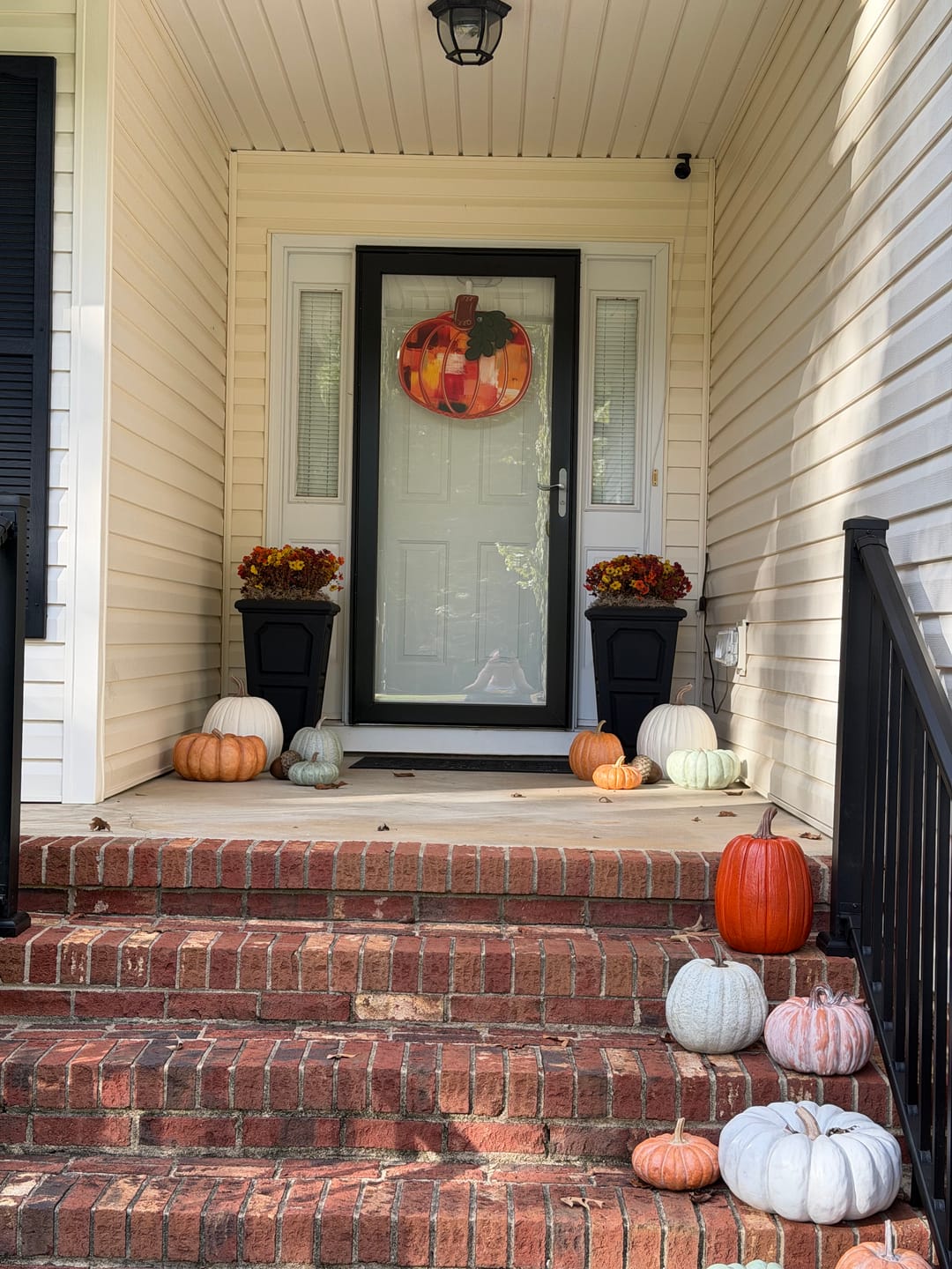 Customer photo review of The Painted Pumpkin Fall Door Hanger