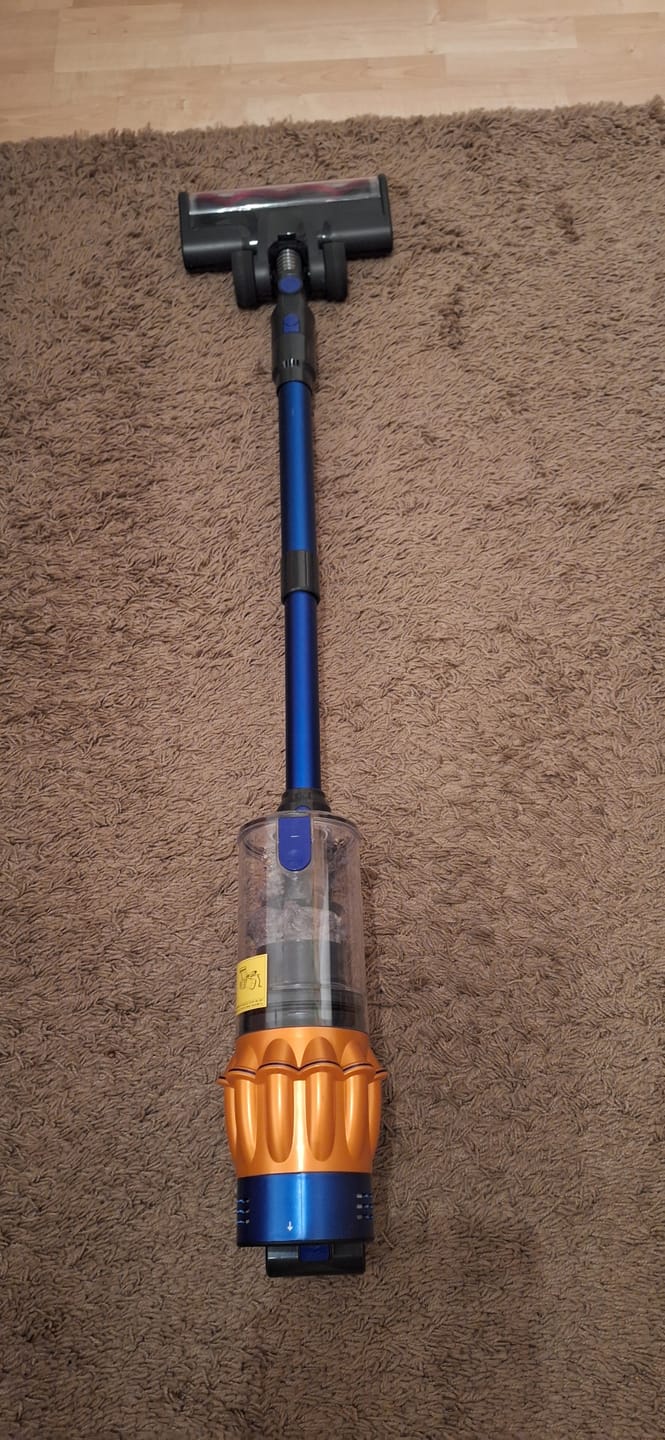Customer photo review of Dripl UltraVac Akku-Staubsauger
