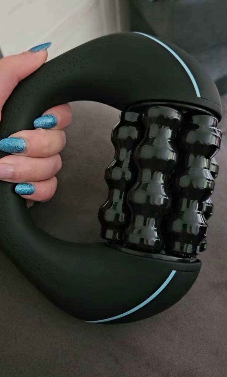 Customer photo review of Essenza Pro Roller™ - Alivia la tensión, acelera la recuperación y relaja los músculos en profundidad.