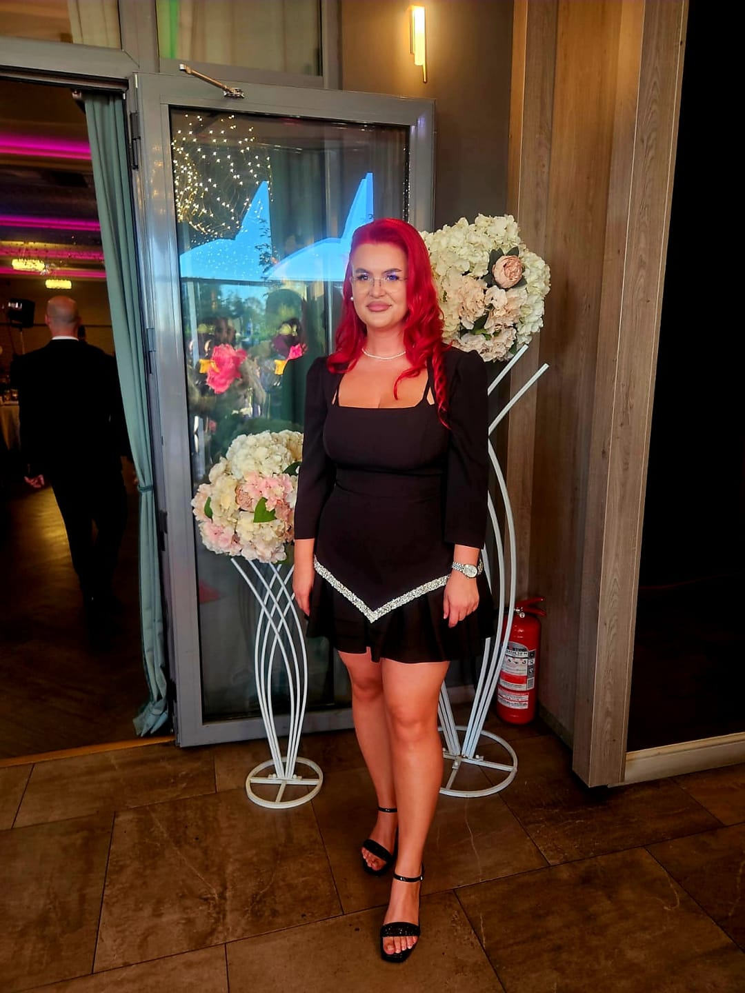 Customer photo review of Rochie Chrissy scurta cu volane si aplicatii argintii