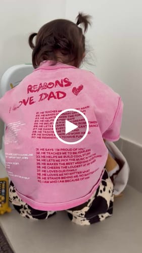Customer video review of Love dad tee - Rosa