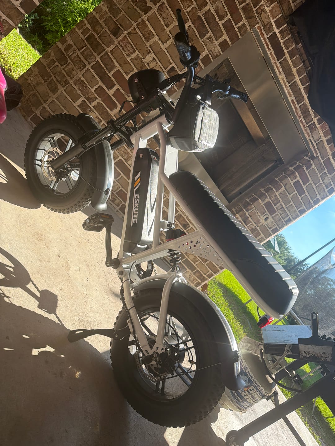 Customer photo review of Eskute® V100 16*4.0" Mini Electric Bike