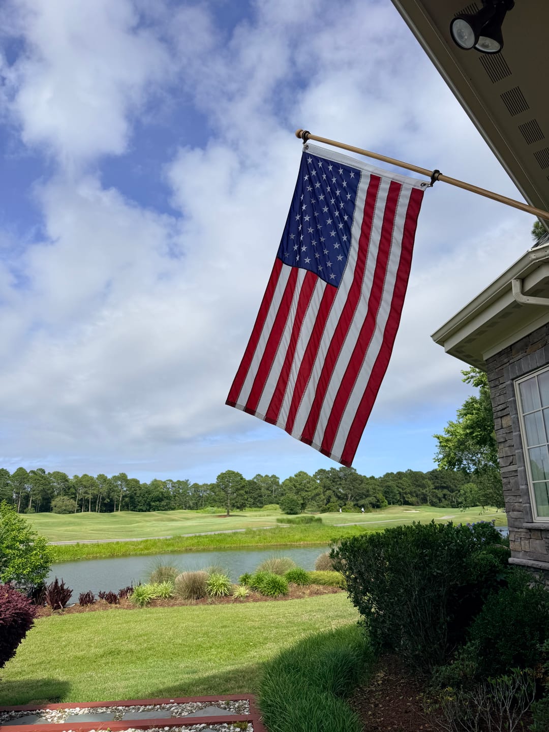 Customer photo review of Non-Tangle Flagpole Spinners
