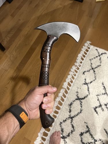 Customer photo review of Hand forged tomahawk "Nanook"