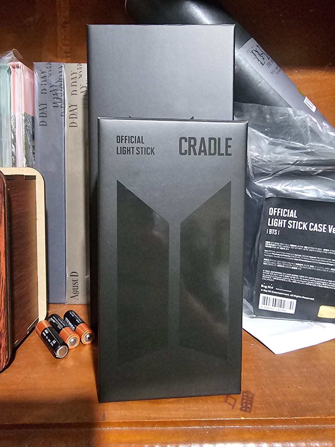 Customer photo review of BTS - OFFICIAL LIGHT STICK VER.4 CRADLE