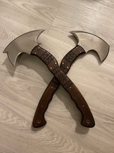 Customer photo review of Hand forged tomahawk "Nanook"