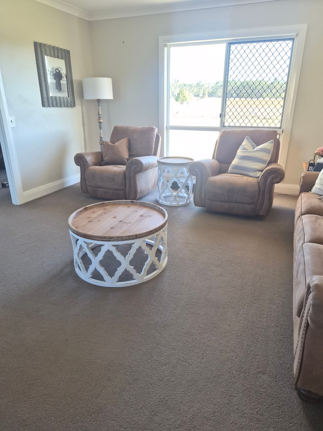 Customer photo review of Beatrice French Provincial Round Side Table, Quatrefoil Lattice Distressed White 58cm