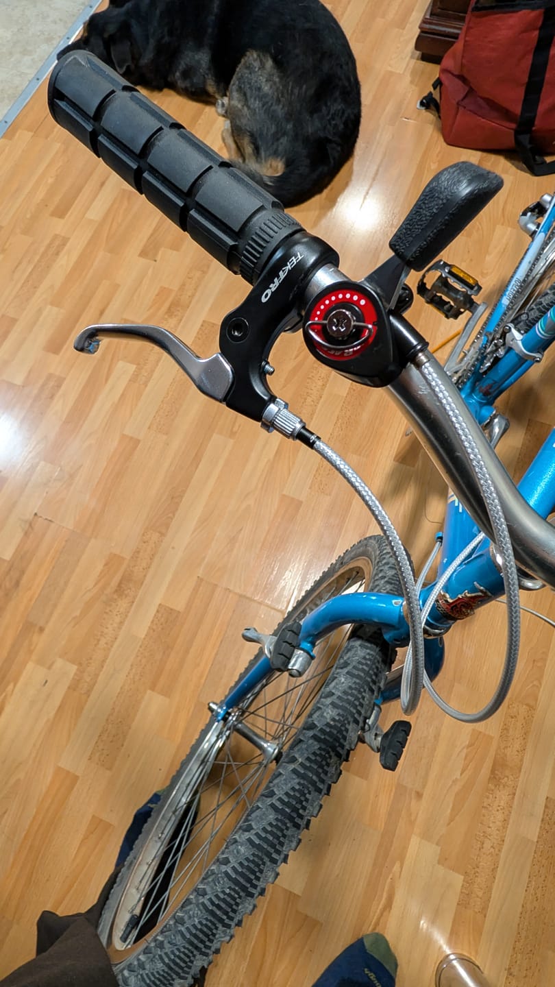 Customer photo review of Jagwire CGX-SL Coloured Housing 1m
