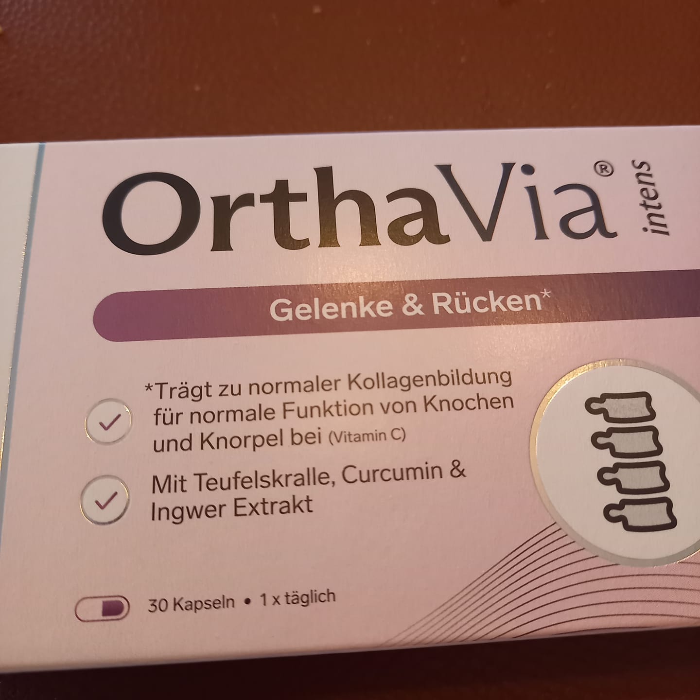 Customer photo review of OrthaVia® intens – Gelenke & Rücken