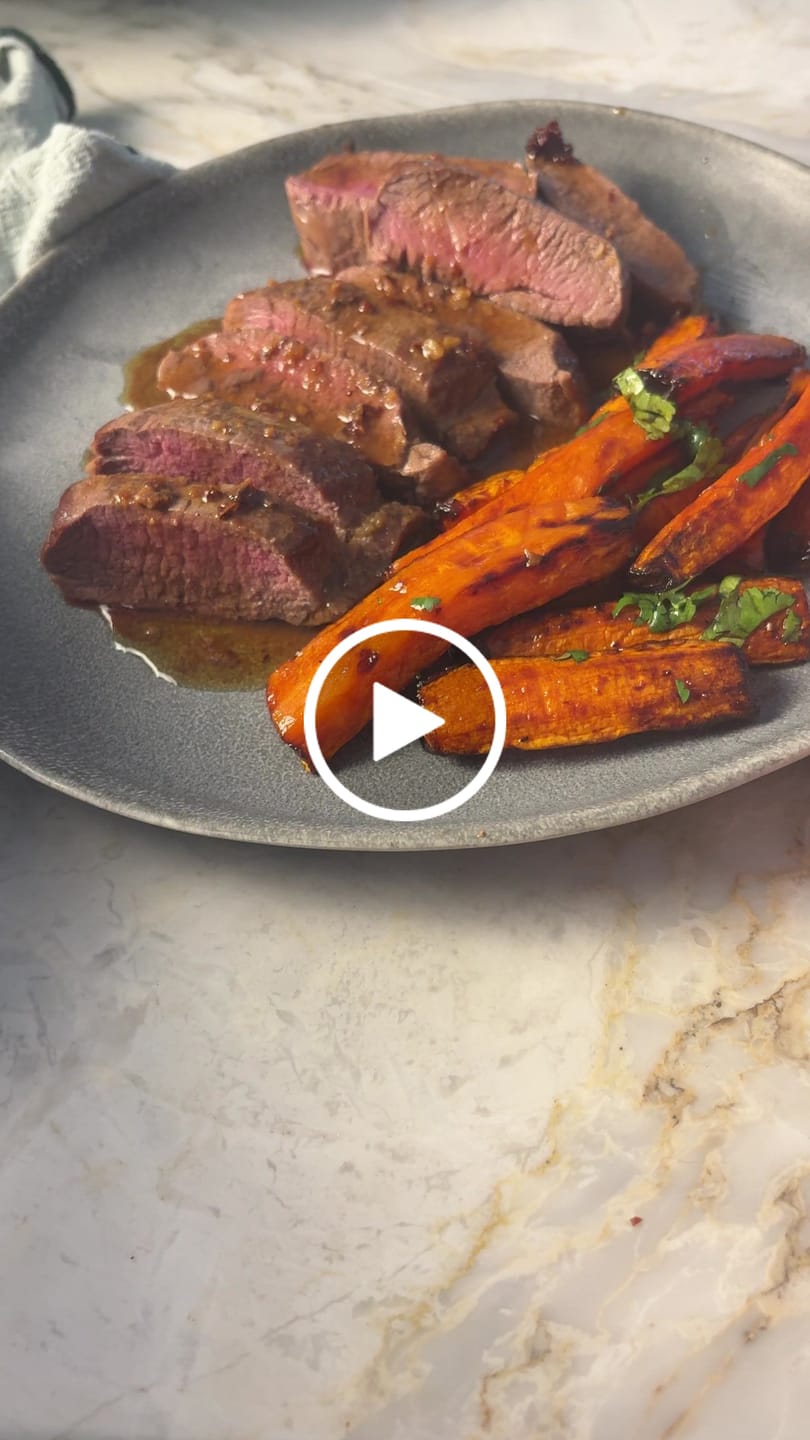 Customer video review of Hand-Hammered Titanium Pan