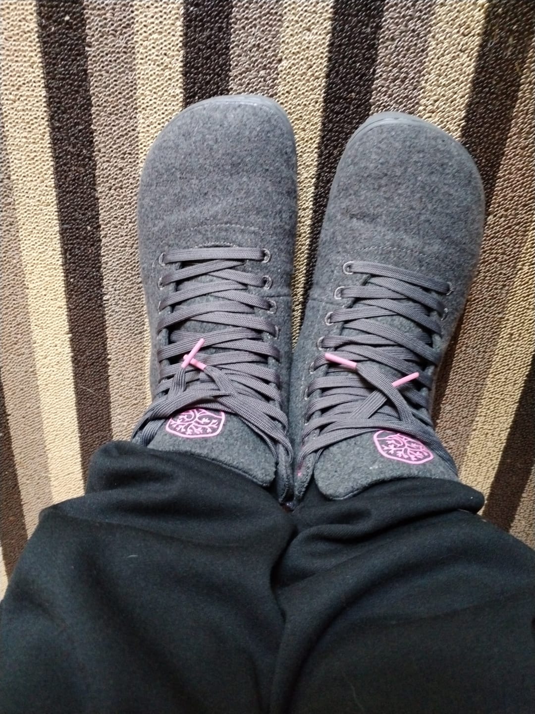 Customer photo review of Vaistoa Tunto 2 -paljasjalkatennarit