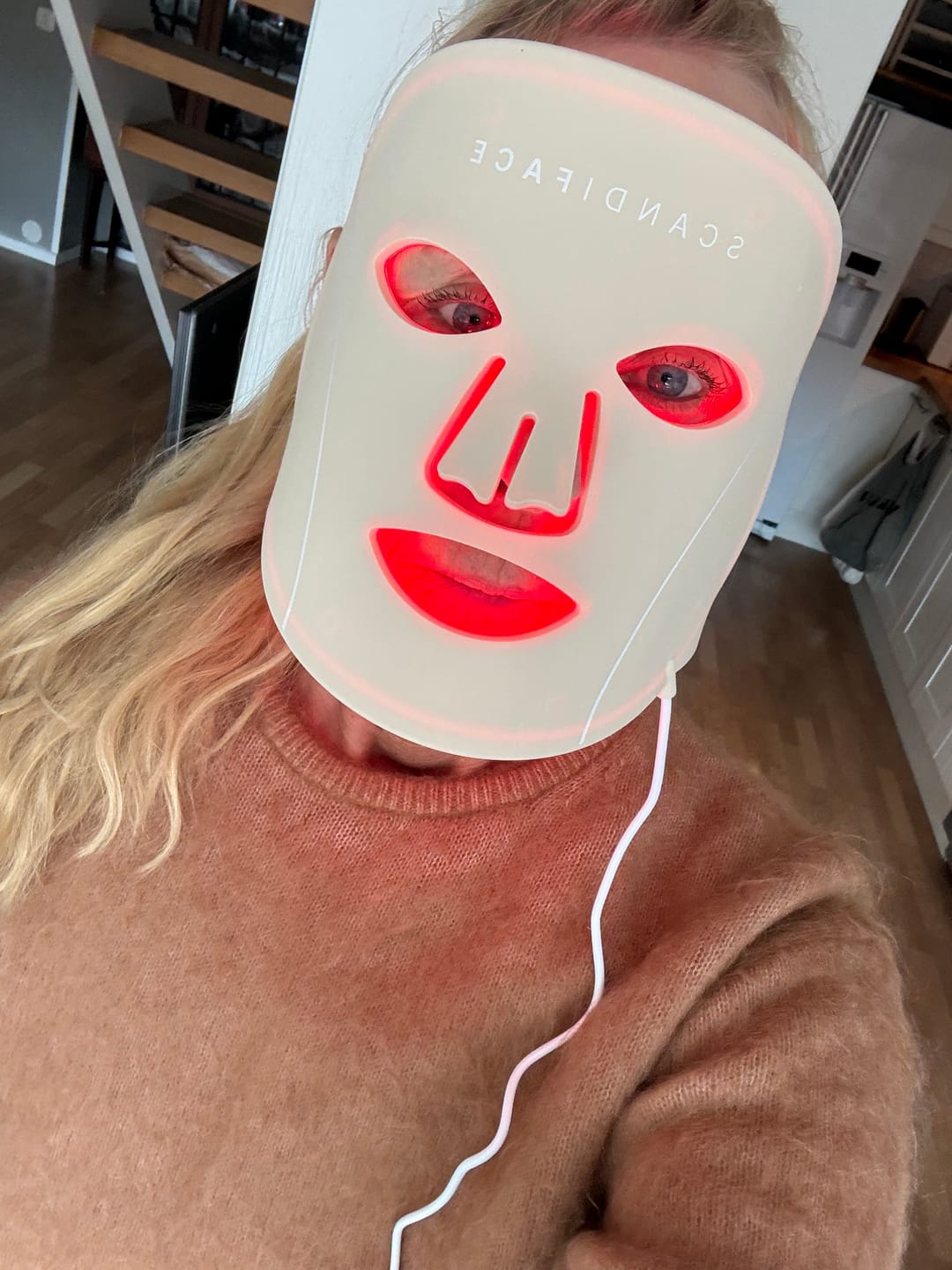 Customer photo review of Skinboosting LED mask
