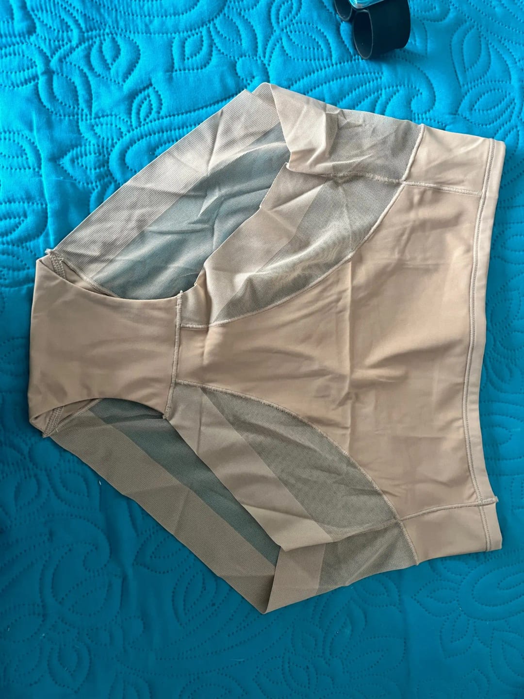Customer photo review of Culotte taille haute à bandes croisées