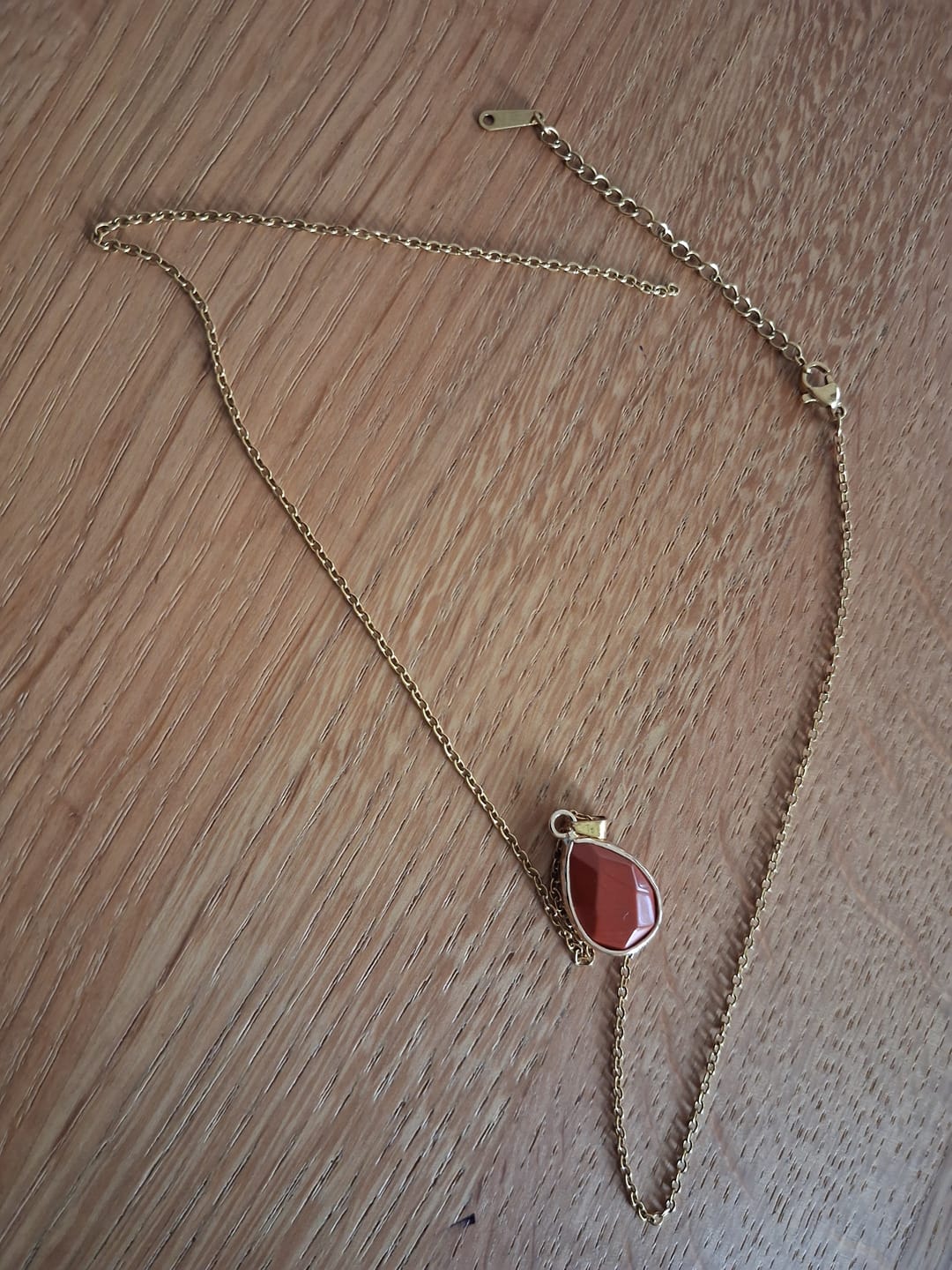 Customer photo review of Karneol Halskette - Goldträne