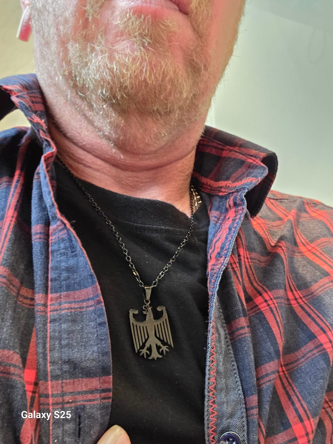 Customer photo review of Deutschland Adler Kette