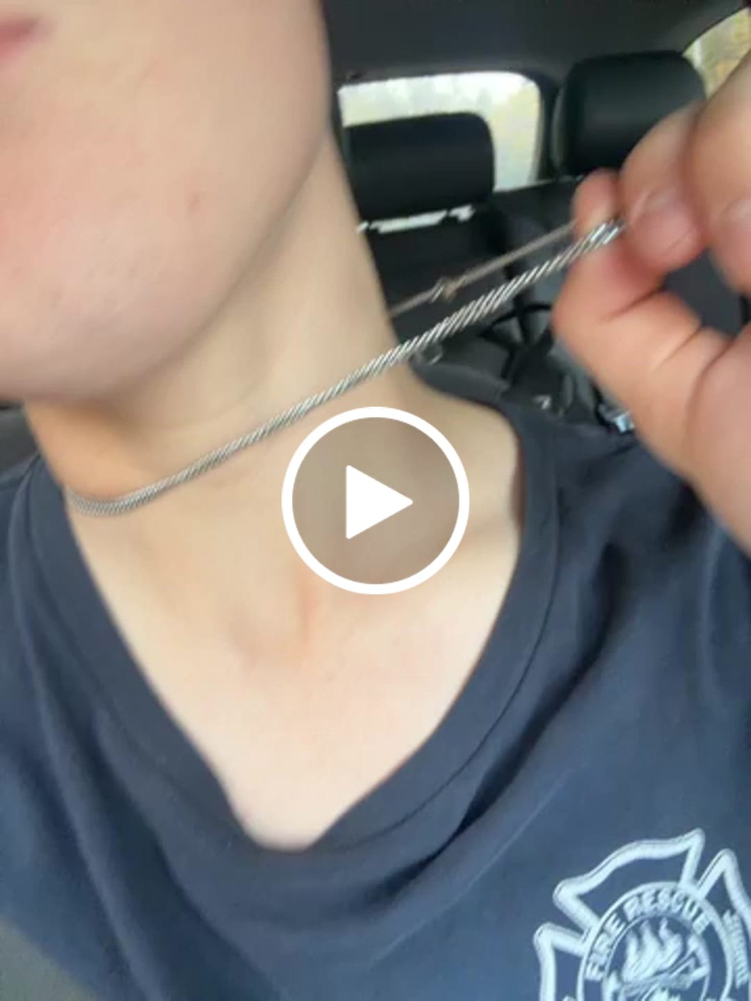 Customer video review of 3.5mm Cuban Link Chain