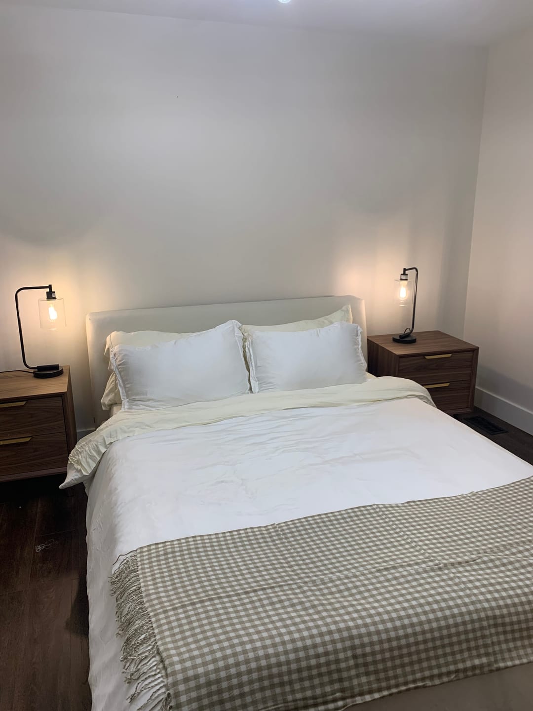 Customer photo review of Ophelia Form Bed