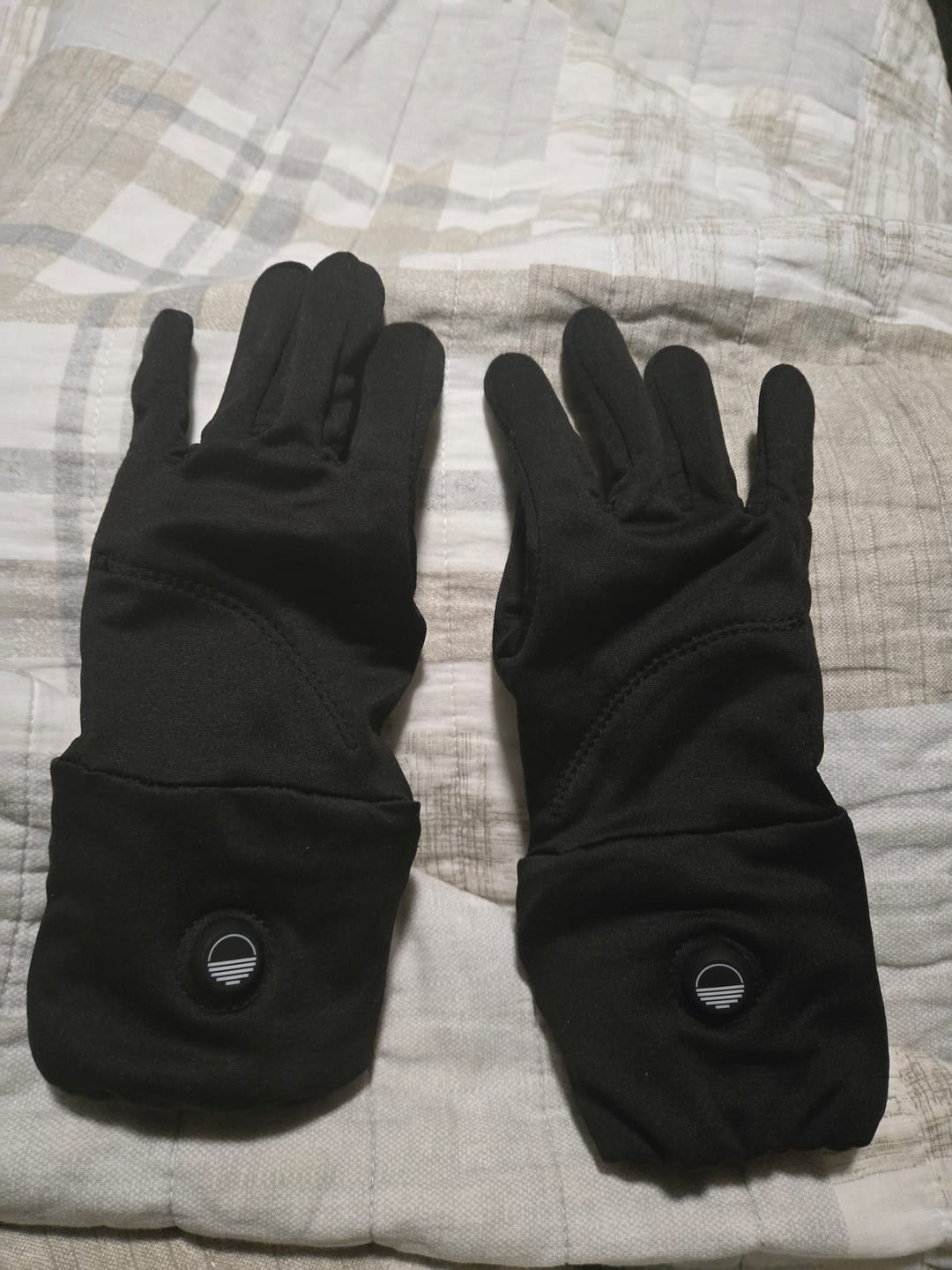 Customer photo review of Toasty Touch® Ultra Thin Heated Gloves