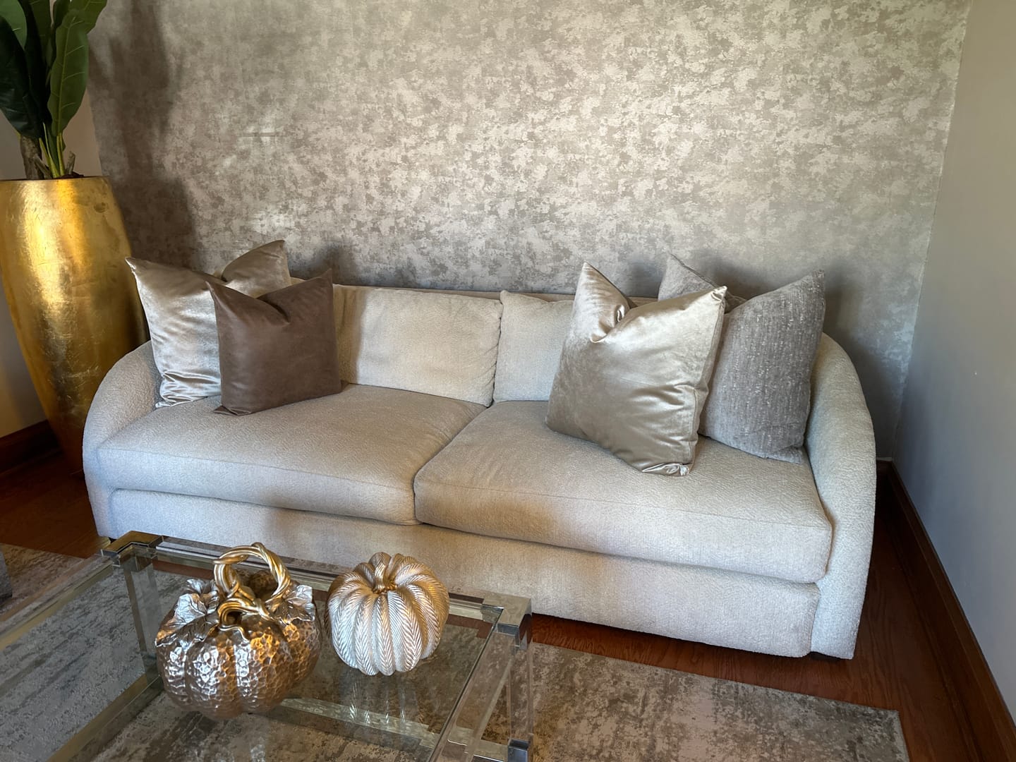 Customer photo review of Cojín Italian Beige
