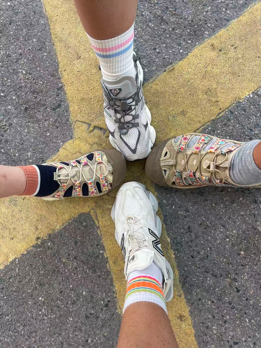Customer photo review of New Balance SUMMER GRAY U90603FA 網布 麂皮 涼鞋