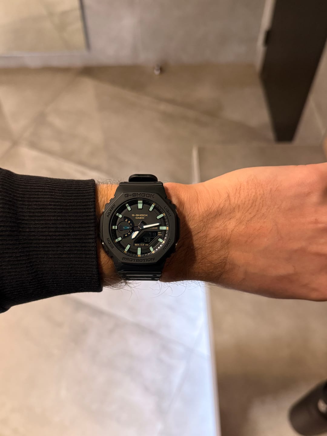 Customer photo review of Reloj Casio G-Shock "Casioak" GA-2100RC-1A Carbon Core