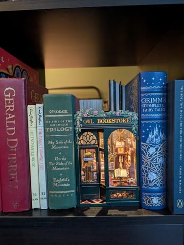 Customer photo review of Book Nook - Librairie des Hiboux