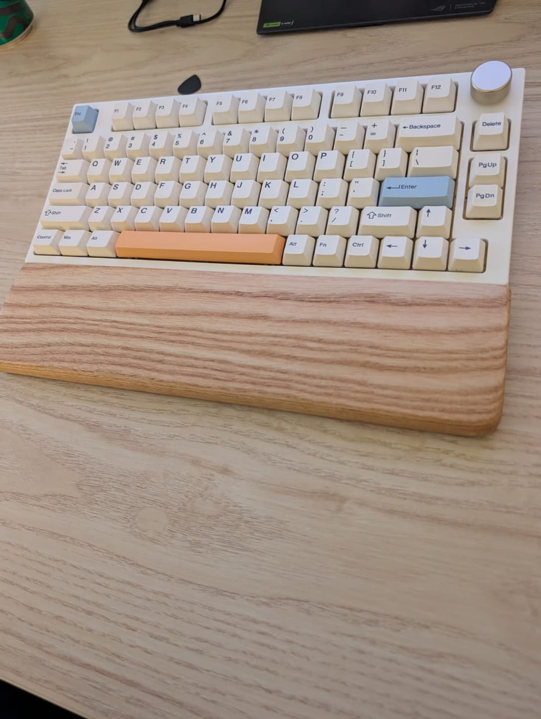 Customer photo review of Keyboard Wrist Rest Ash Wood
