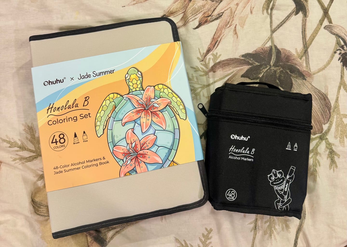 Customer photo review of Ohuhu x Jade Summer Alcohol Markers & Coloring Book Set, 47 Colors + 1 Colorless Blender, Honolulu B, Brush & Fine Dual Tips