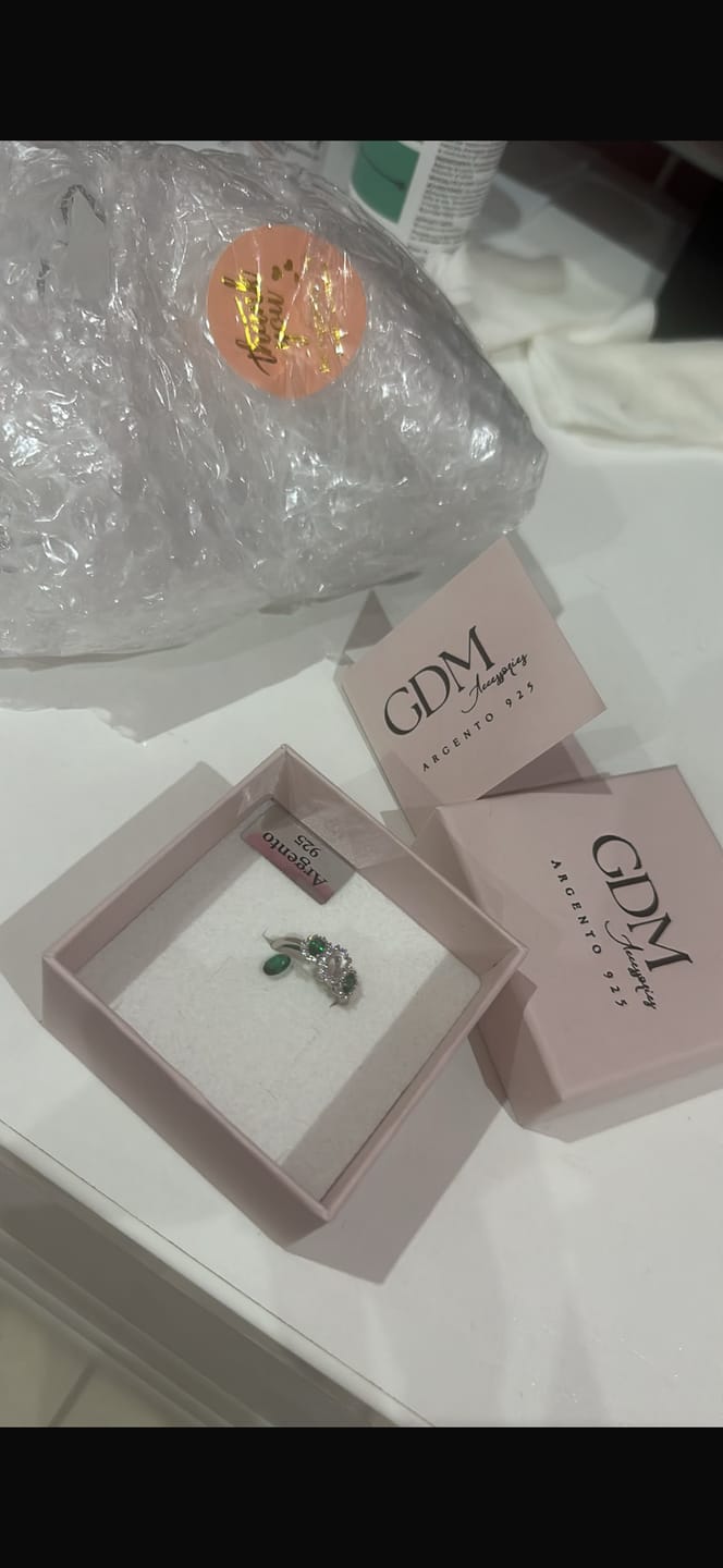 Customer photo review of Anello Fatima